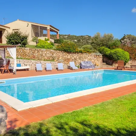 Stazzu Delle Aie Bilocale * Baja Sardinia