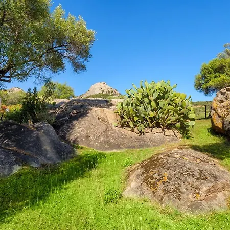Stazzu Delle Aie Bilocale * Baja Sardinia